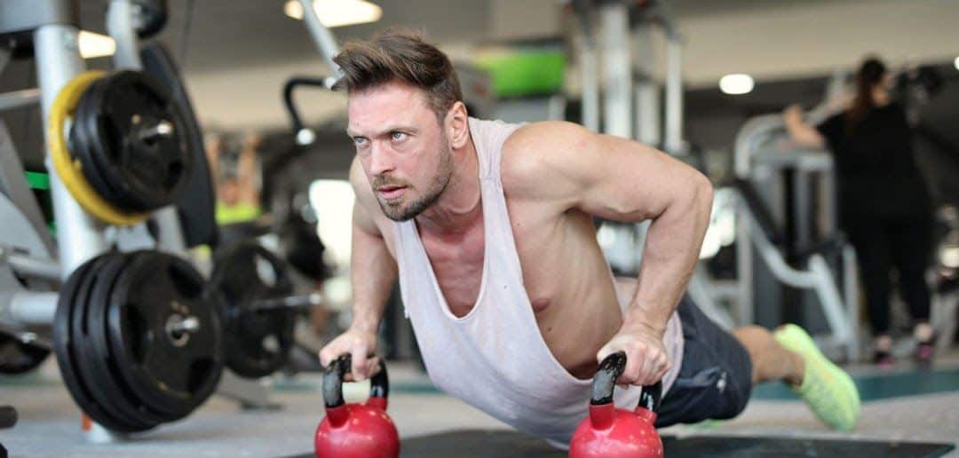 ejercicios con kettlebell