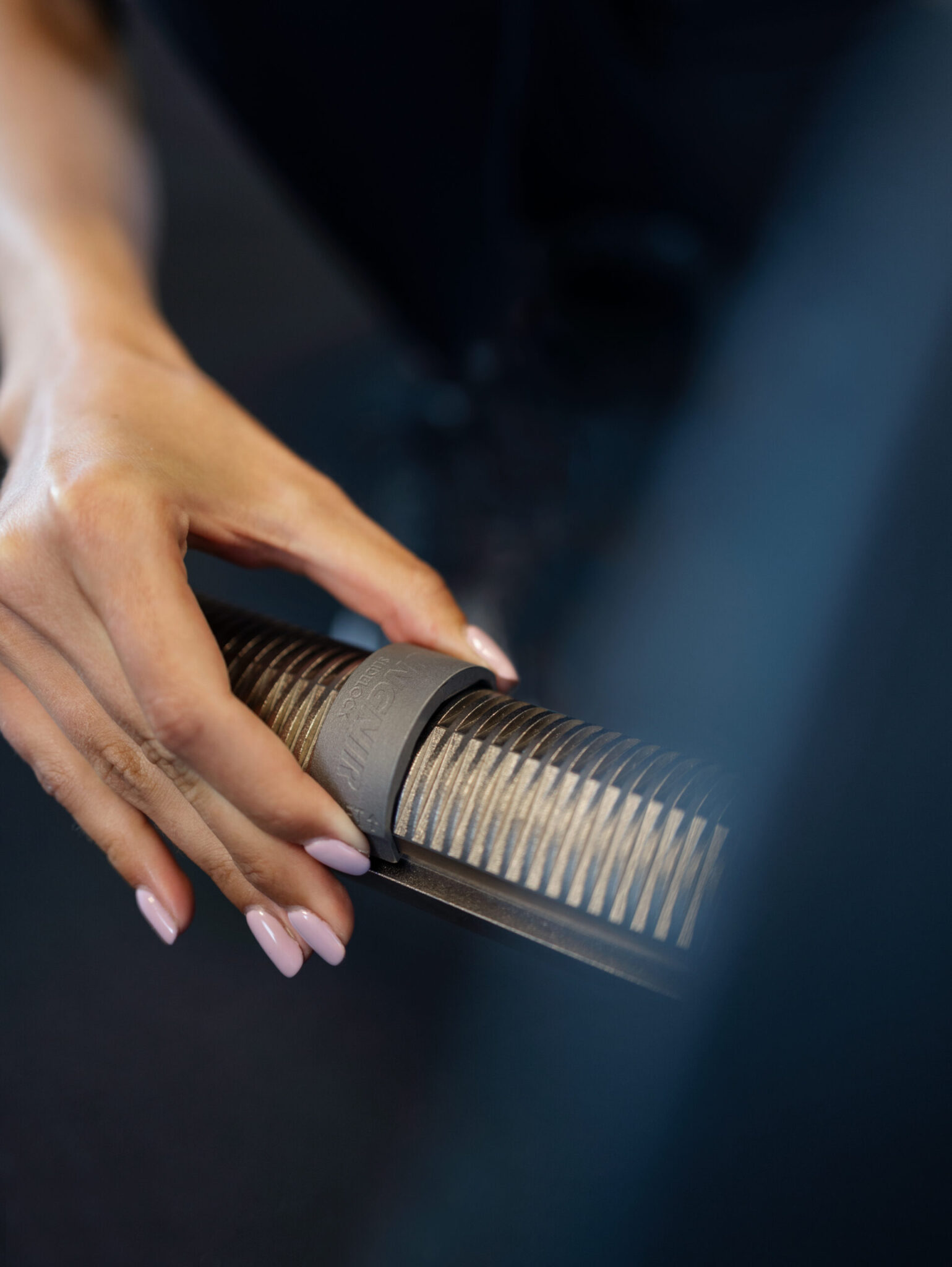 GUNGNIR - OLYMPIC BARBELL 20 KG 6 GUNGNIR - OLYMPIC BARBELL 20 KG - Imagen 5