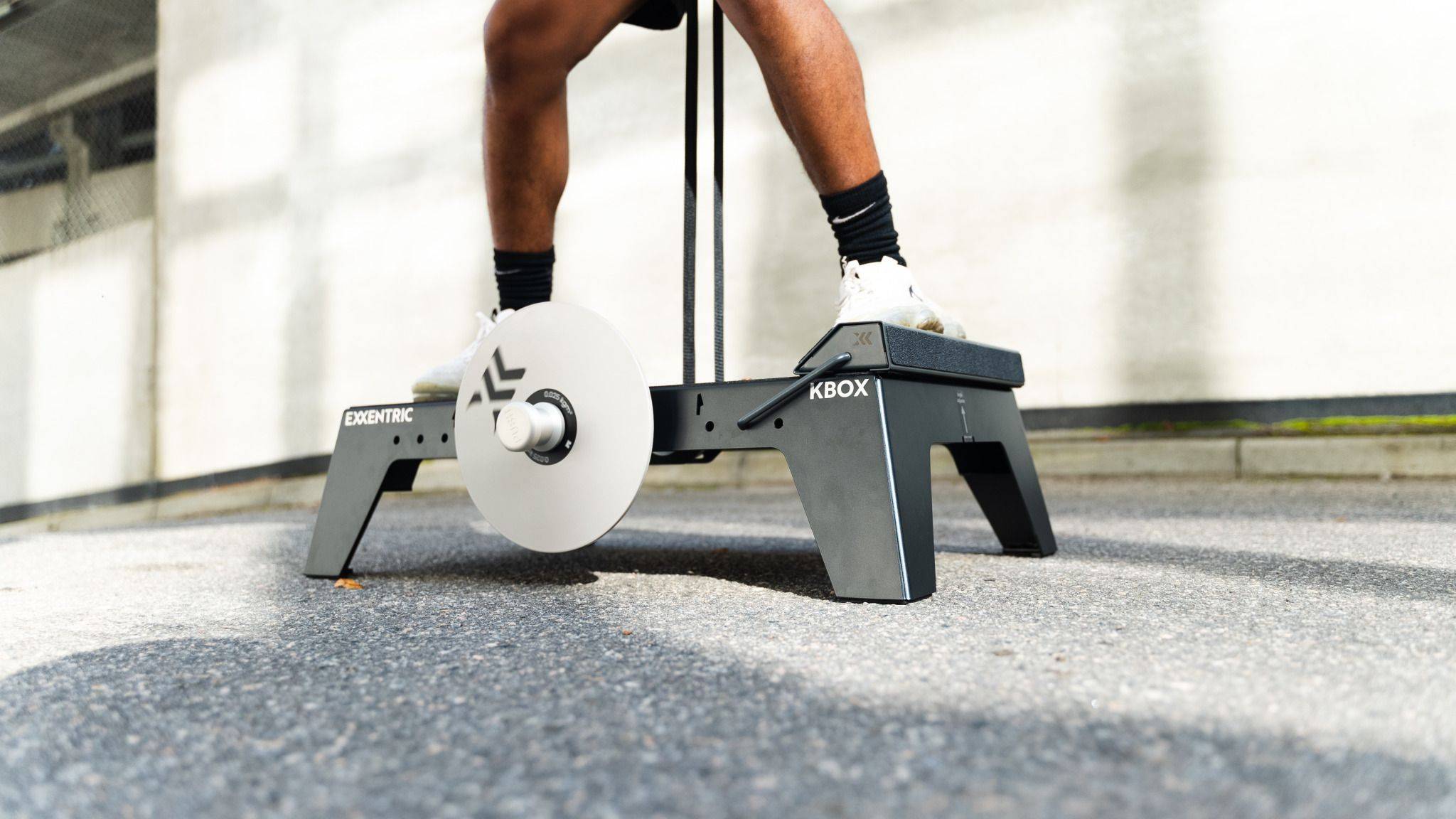 Foot block EXXENTRIC 4 platform_extension_foot_block_attached_with_standard_functionality_to_kbox_lite_outdoors Iberian Sportech